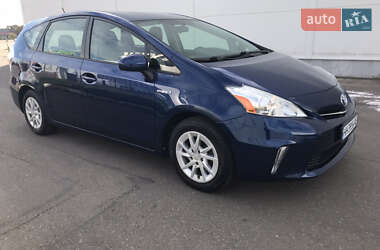 Универсал Toyota Prius v 2012 в Одессе