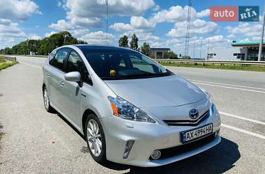 Універсал Toyota Prius v 2012 в Харкові