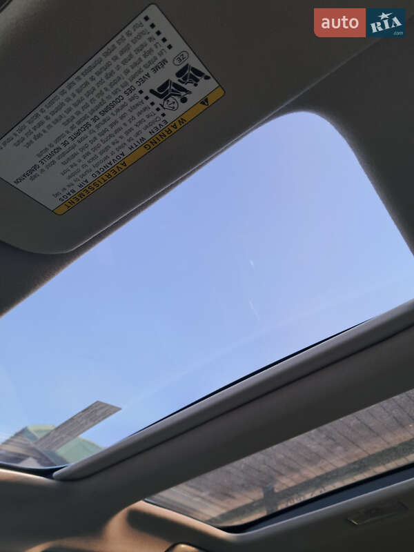 Универсал Toyota Prius v 2012 в Харькове фото 17 Универсал Toyota Prius v 2012 в Харькове