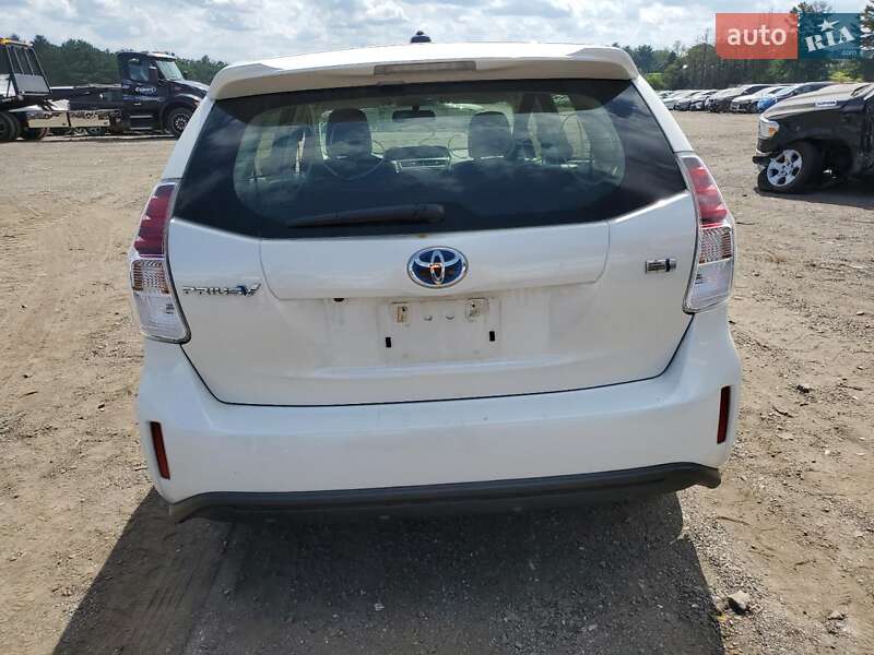 Универсал Toyota Prius v 2017 в Львове фото 6 Универсал Toyota Prius v 2017 в Львове