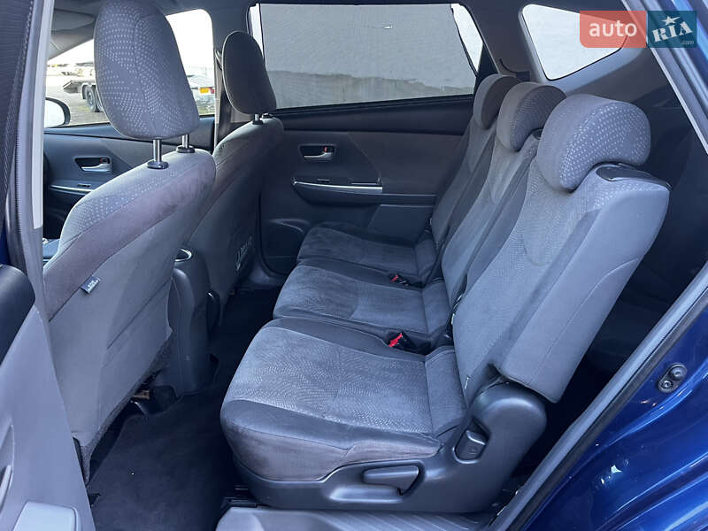 Универсал Toyota Prius v 2013 в Луцке фото 34 Универсал Toyota Prius v 2013 в Луцке