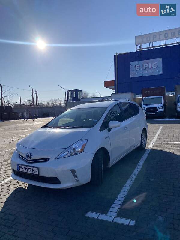Универсал Toyota Prius v 2012 в Николаеве фото 3 Универсал Toyota Prius v 2012 в Николаеве