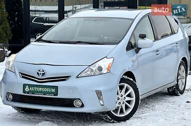 Універсал Toyota Prius v 2013 в Києві