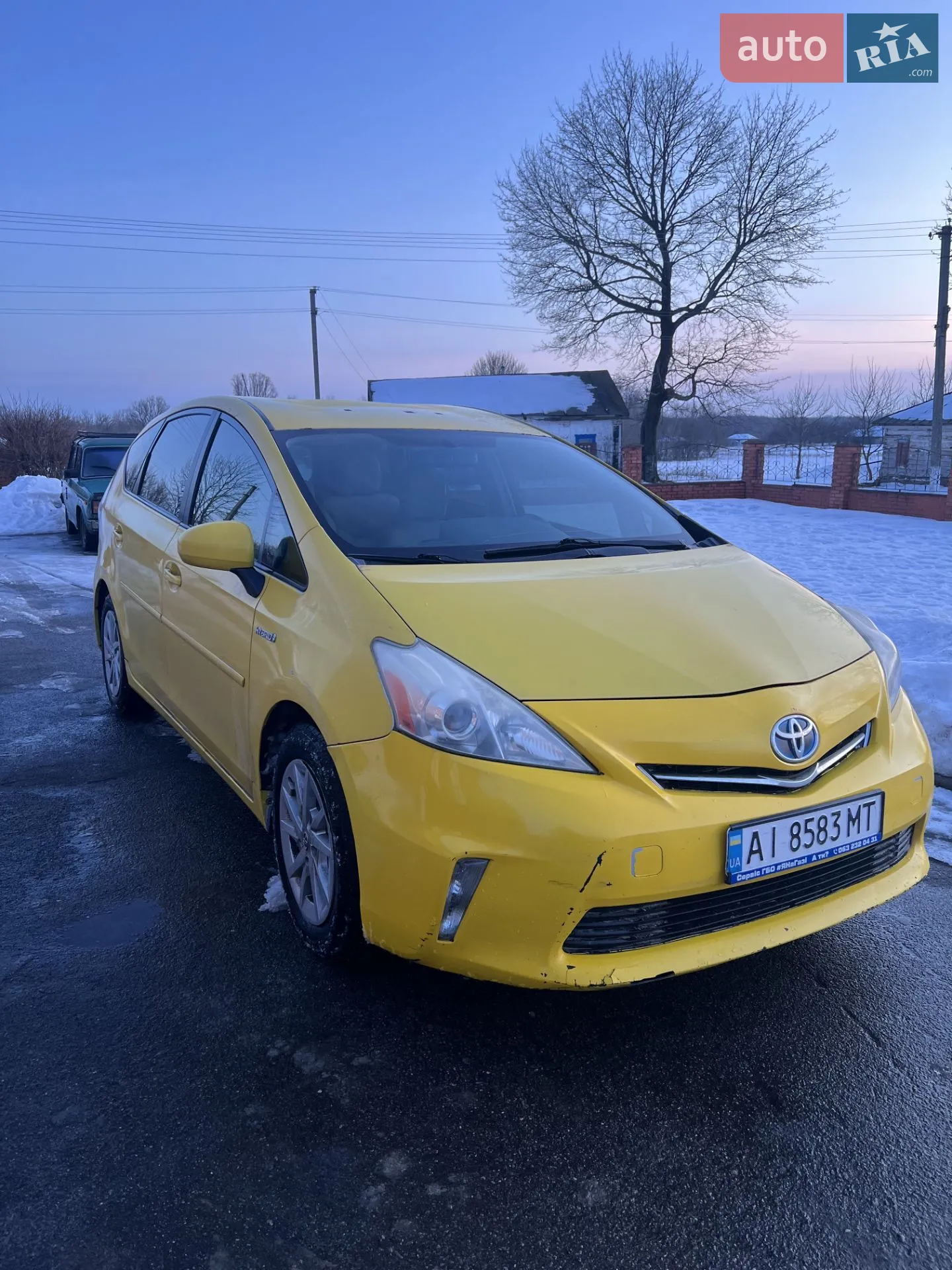 2012 Toyota Prius v (+) - мініатюра 16
