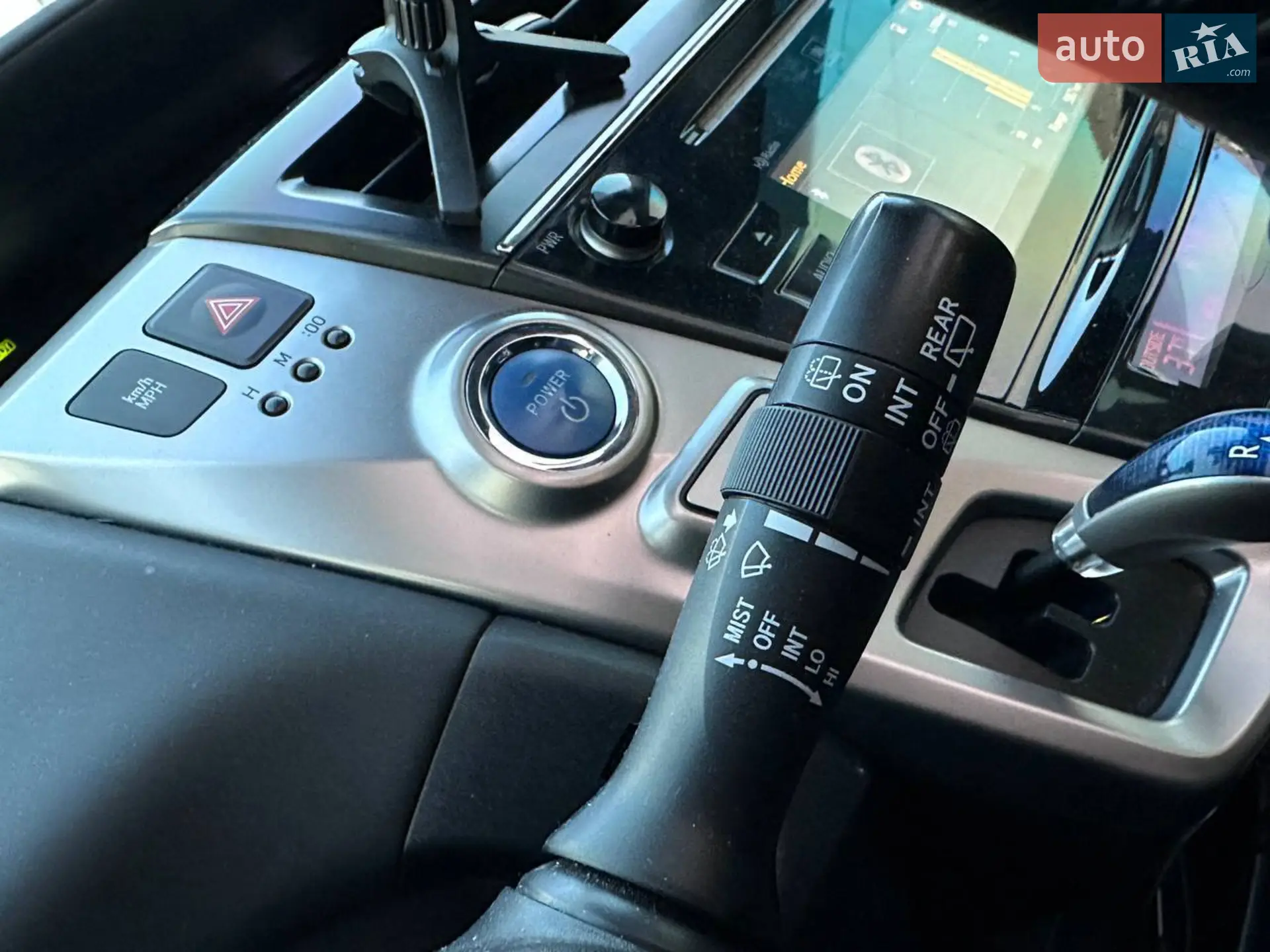 2015 Toyota Prius v (+) - мініатюра 24