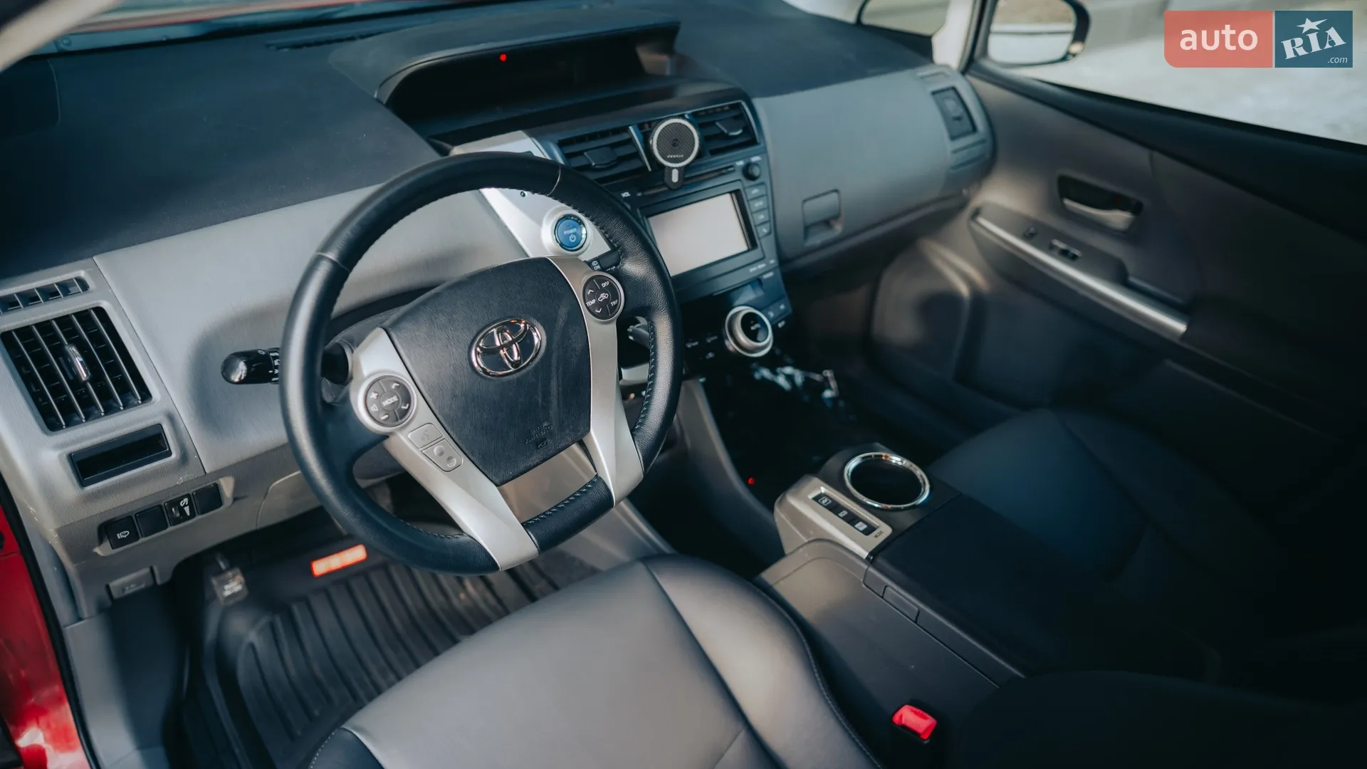 2013 Toyota Prius v (+) - мініатюра 49