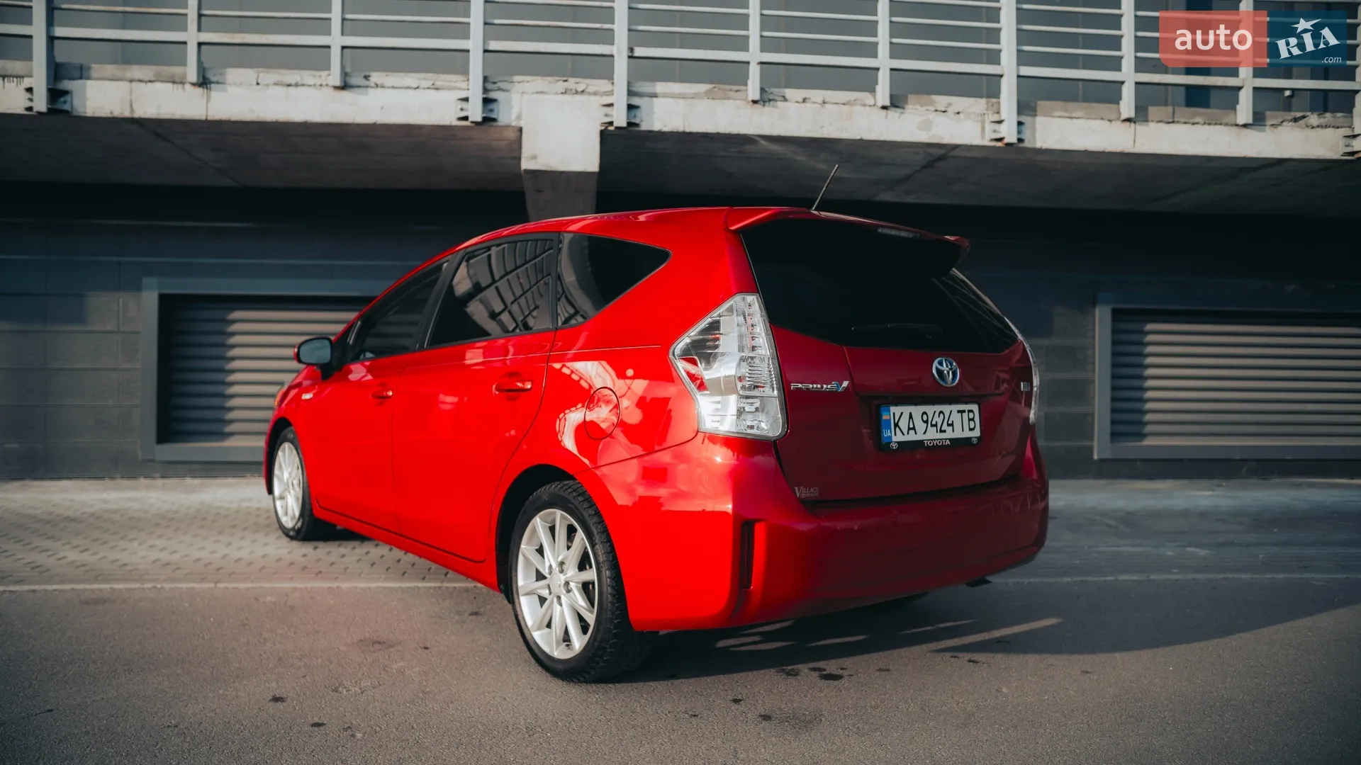 2013 Toyota Prius v (+) - мініатюра 14