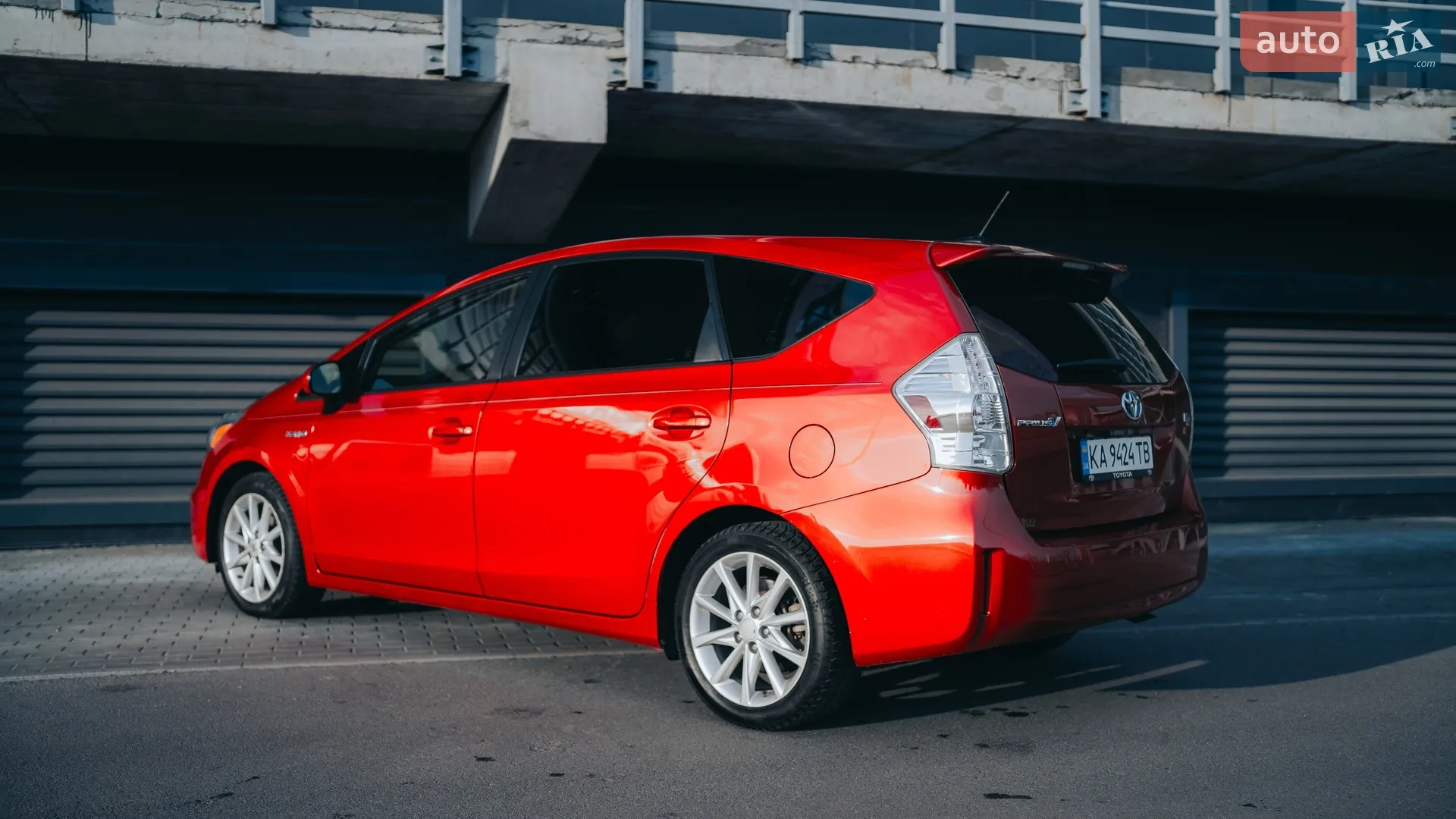 2013 Toyota Prius v (+) - мініатюра 10
