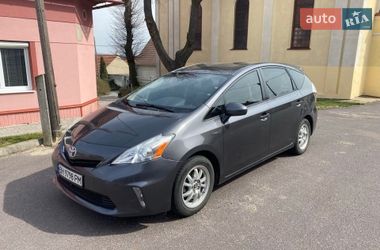 Универсал Toyota Prius v 2013 в Одессе