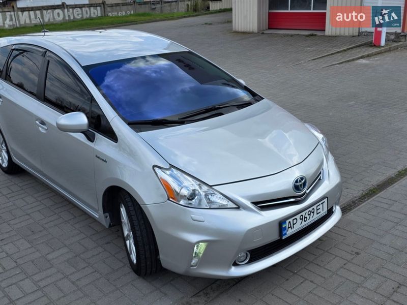 Универсал Toyota Prius v 2013 в Запорожье фото 7 Универсал Toyota Prius v 2013 в Запорожье