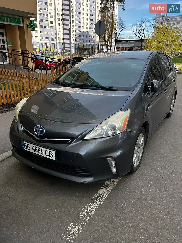 2011 Toyota Prius v (+) - мініатюра 14