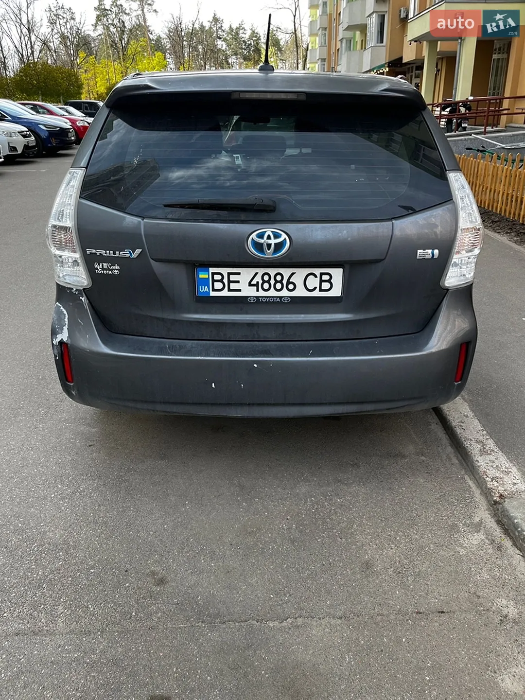 2011 Toyota Prius v (+) - мініатюра 9