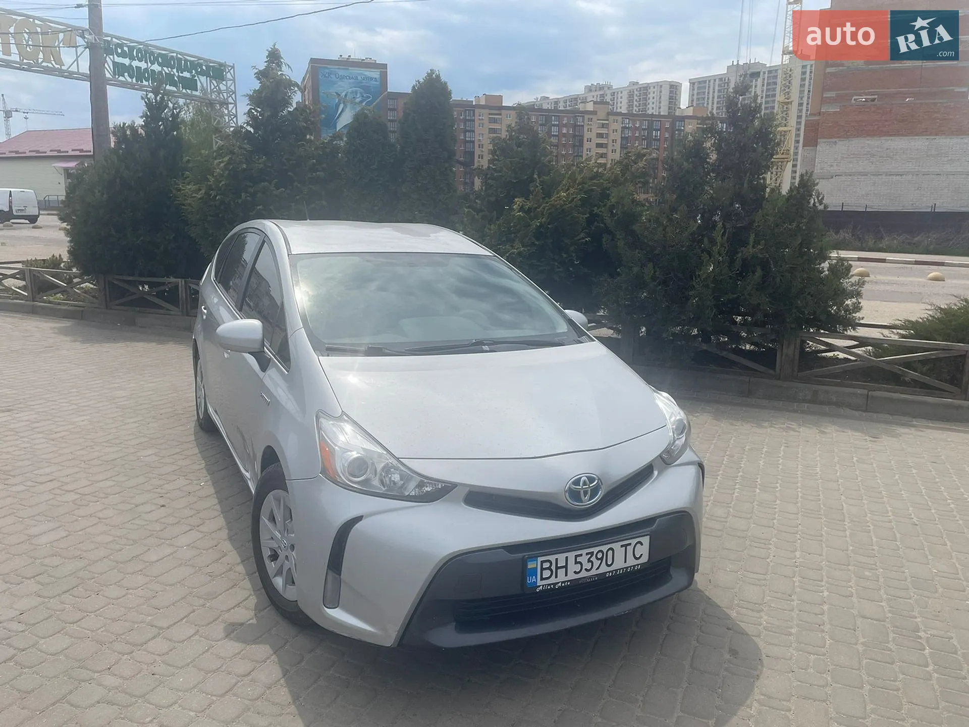 2015 Toyota Prius v (+) - фото 1