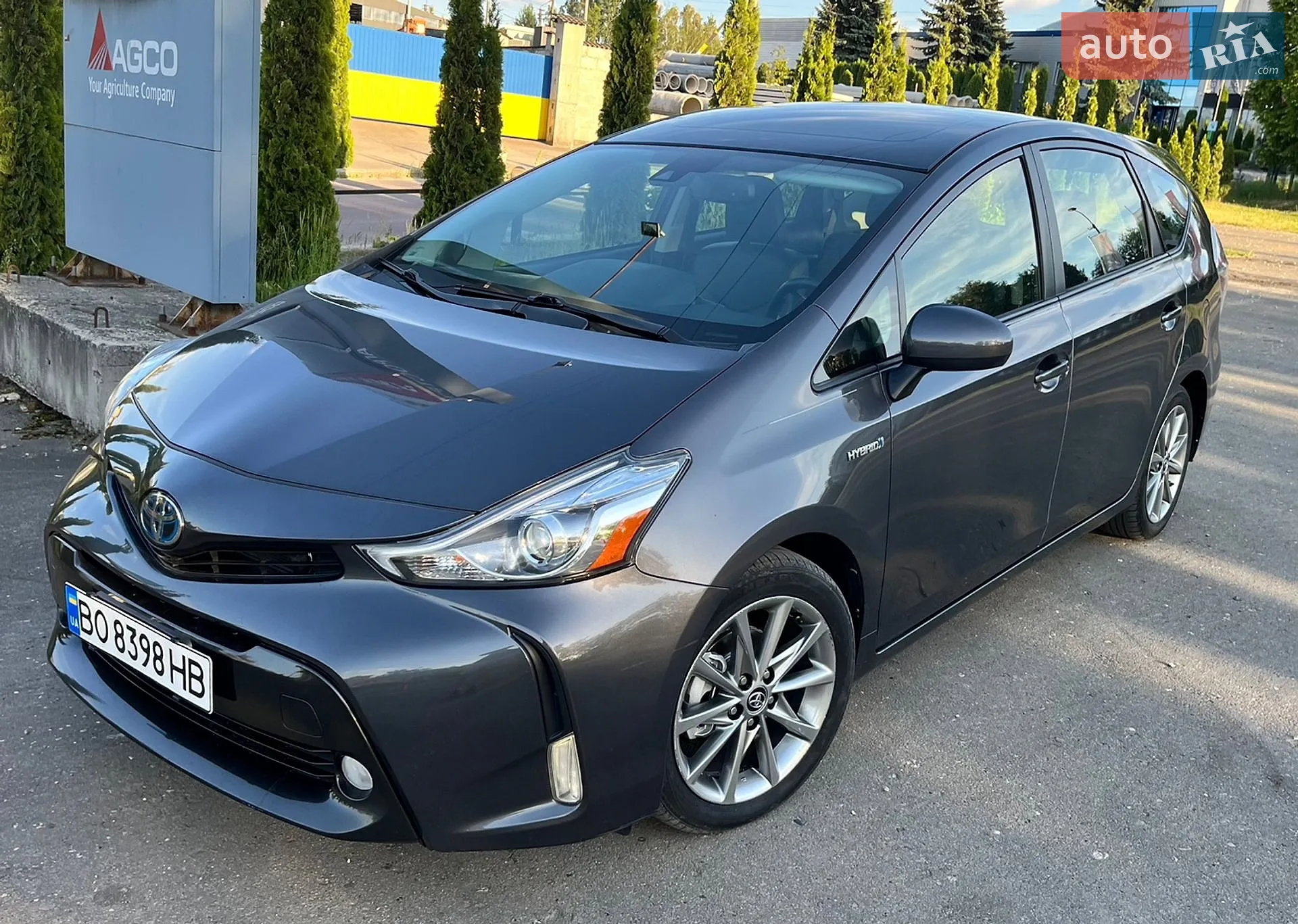 2014 Toyota Prius v (+) - фото 1