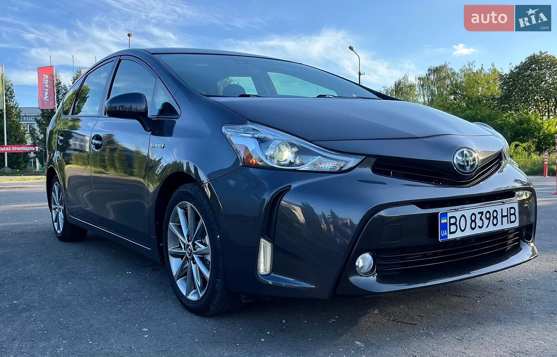 2014 Toyota Prius v (+) - мініатюра 7