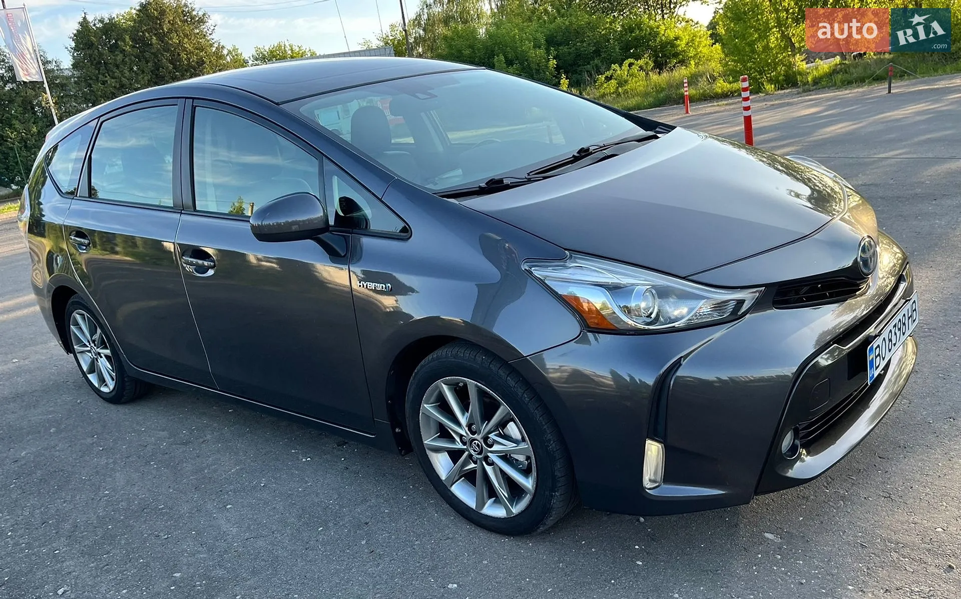 2014 Toyota Prius v (+) - мініатюра 13