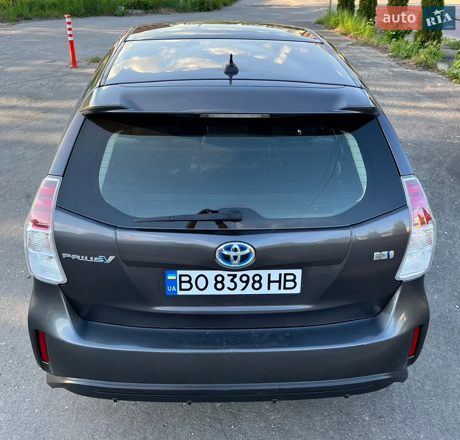 2014 Toyota Prius v (+) - мініатюра 28