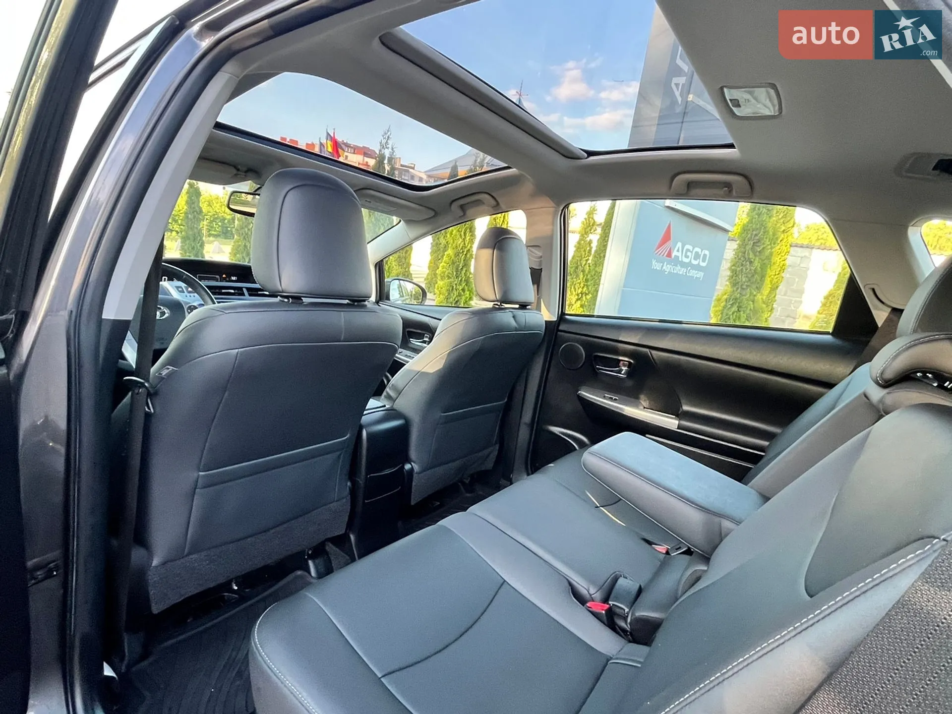 2014 Toyota Prius v (+) - мініатюра 47
