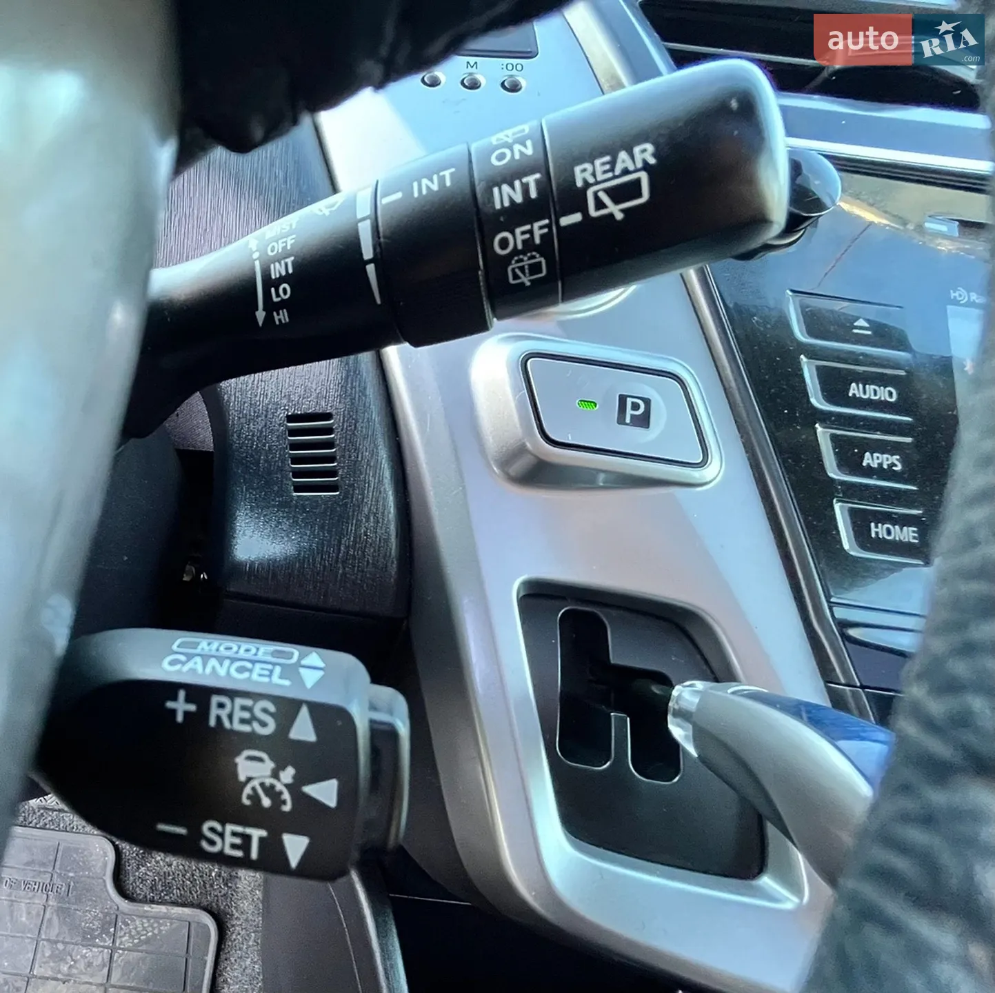2014 Toyota Prius v (+) - мініатюра 56