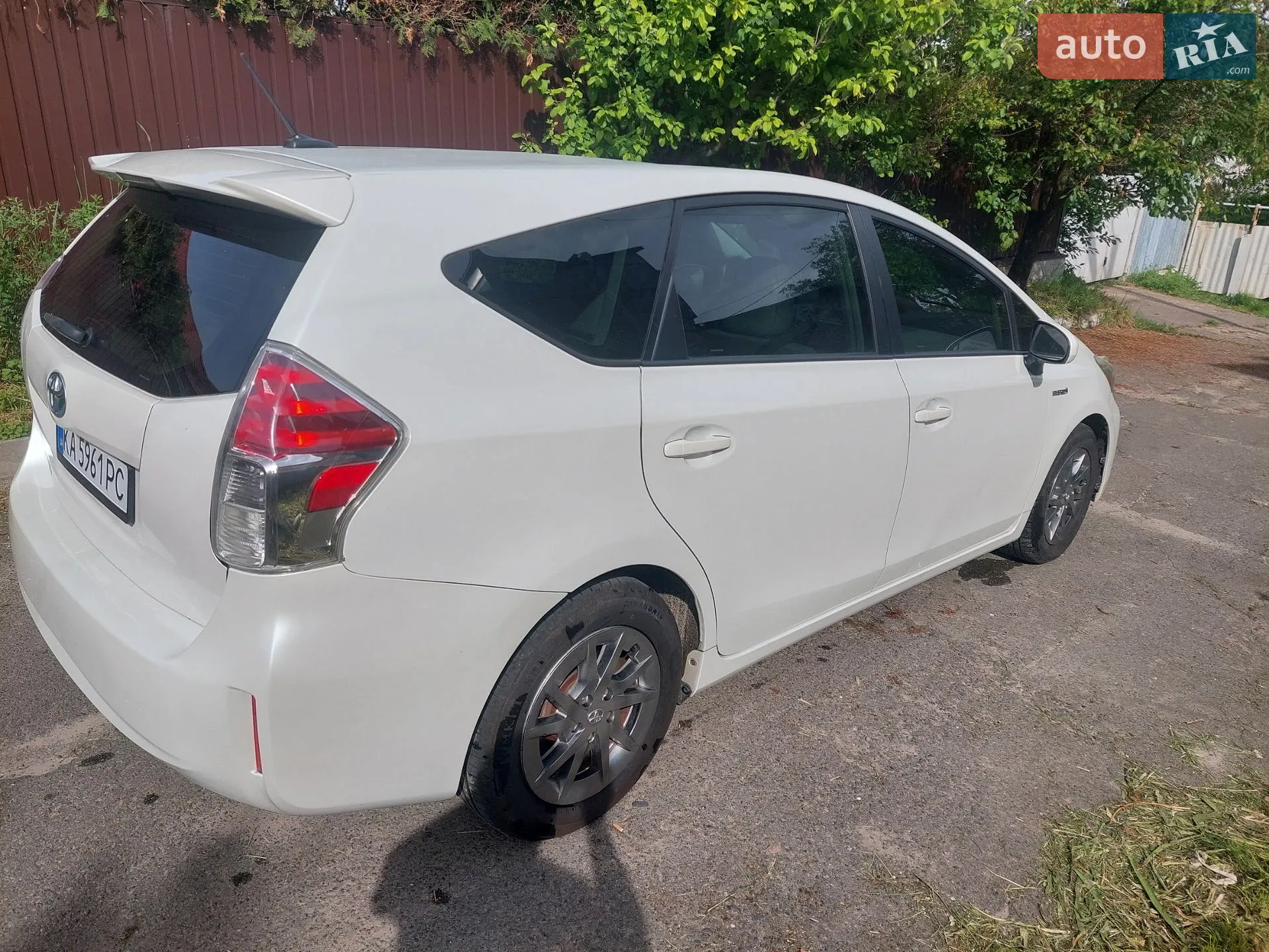 2015 Toyota Prius v (+) - мініатюра 5