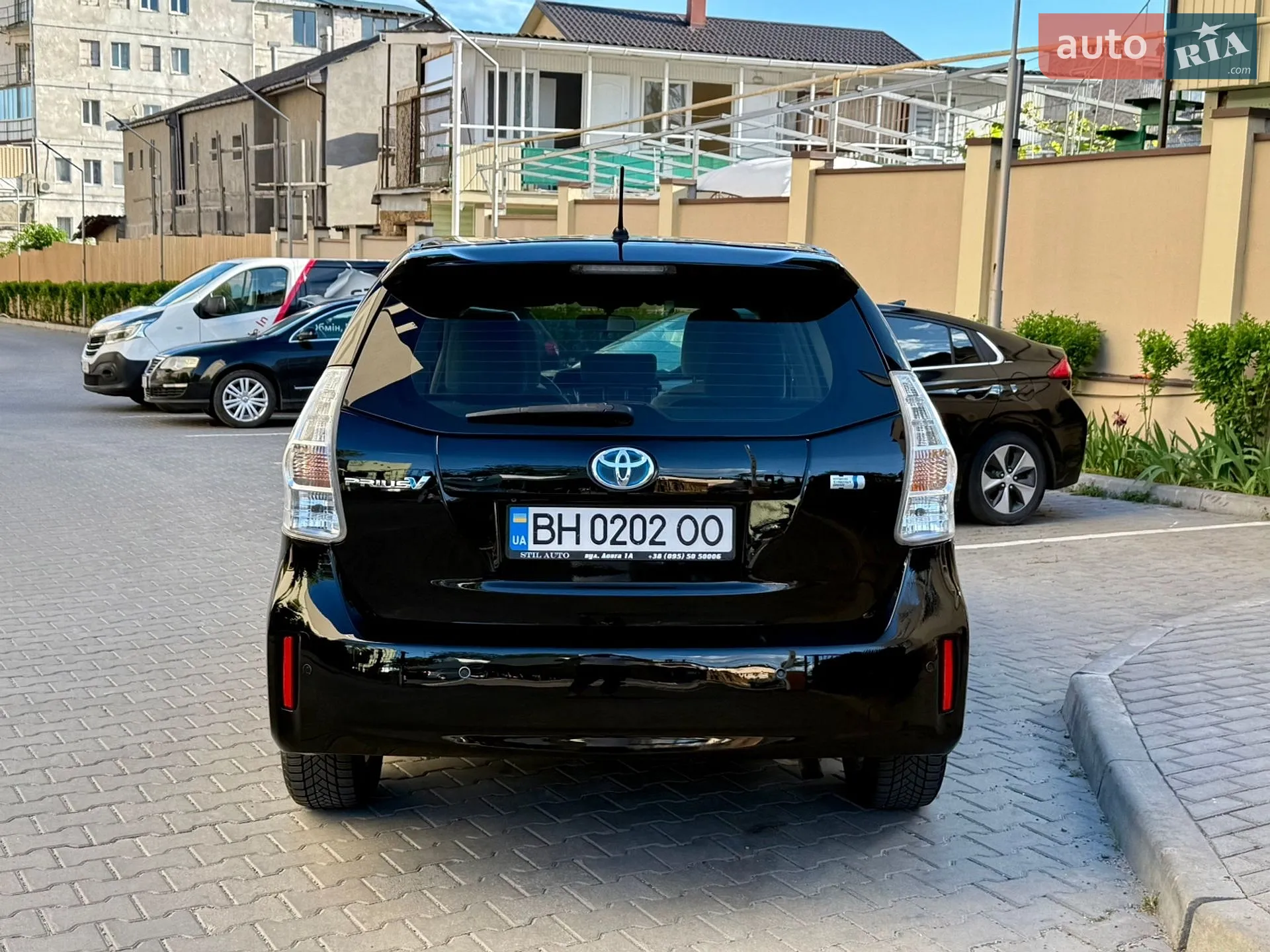 2013 Toyota Prius v (+) - мініатюра 13