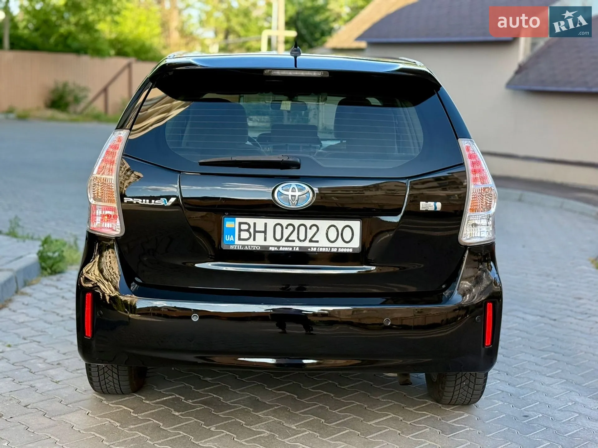 2013 Toyota Prius v (+) - мініатюра 14