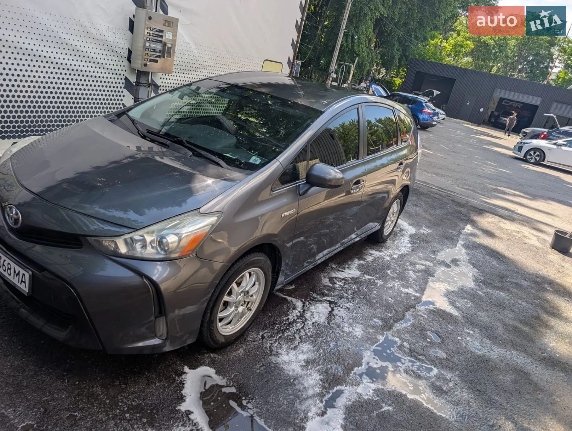 2015 Toyota Prius v (+) - мініатюра 14