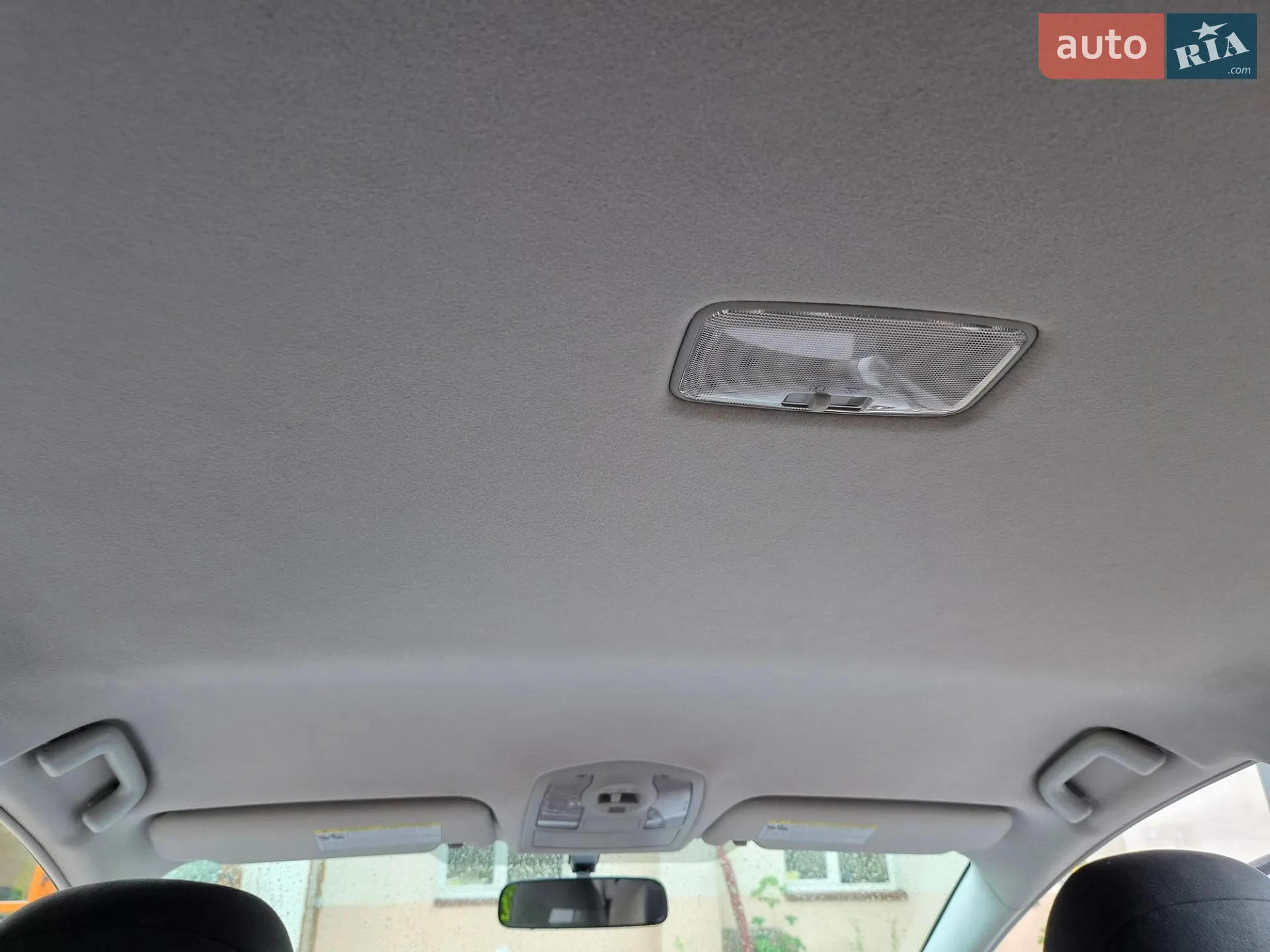 2014 Toyota Prius v (+) - мініатюра 33