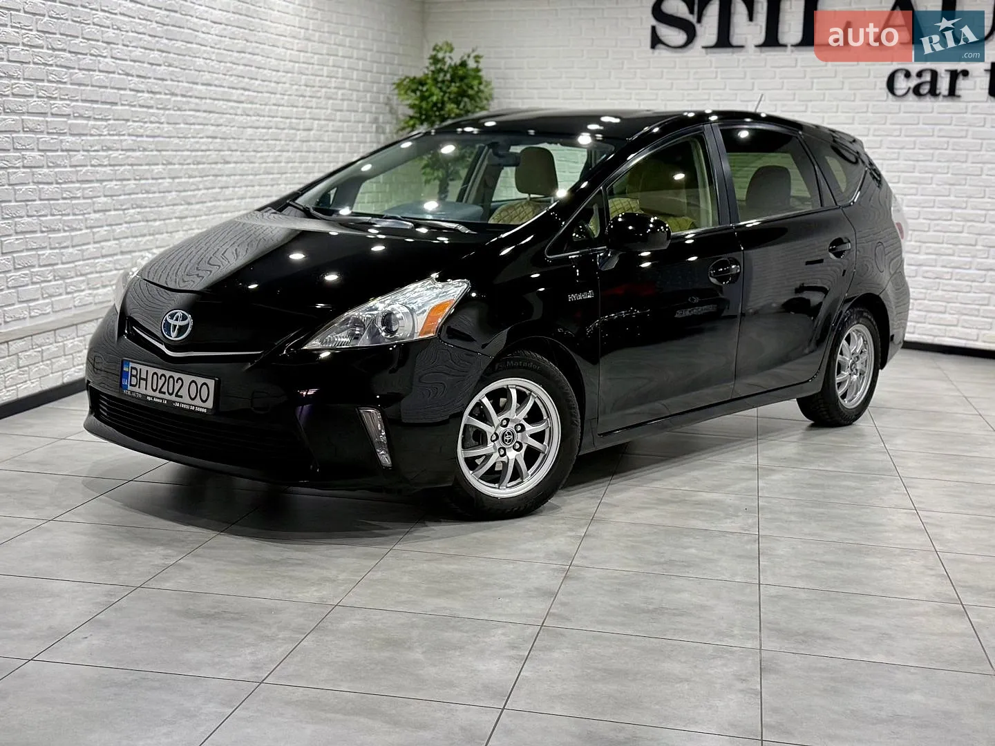 2013 Toyota Prius v (+) - мініатюра 6