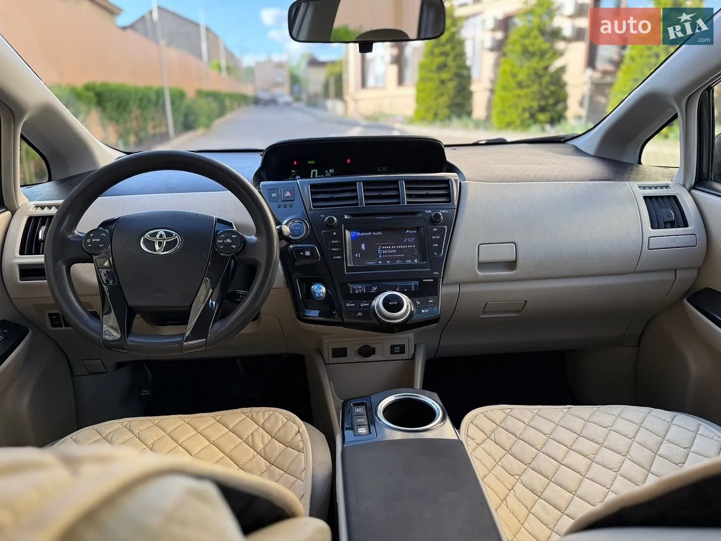 2013 Toyota Prius v (+) - мініатюра 25