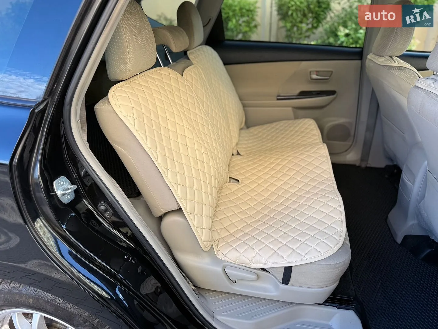 2013 Toyota Prius v (+) - мініатюра 33