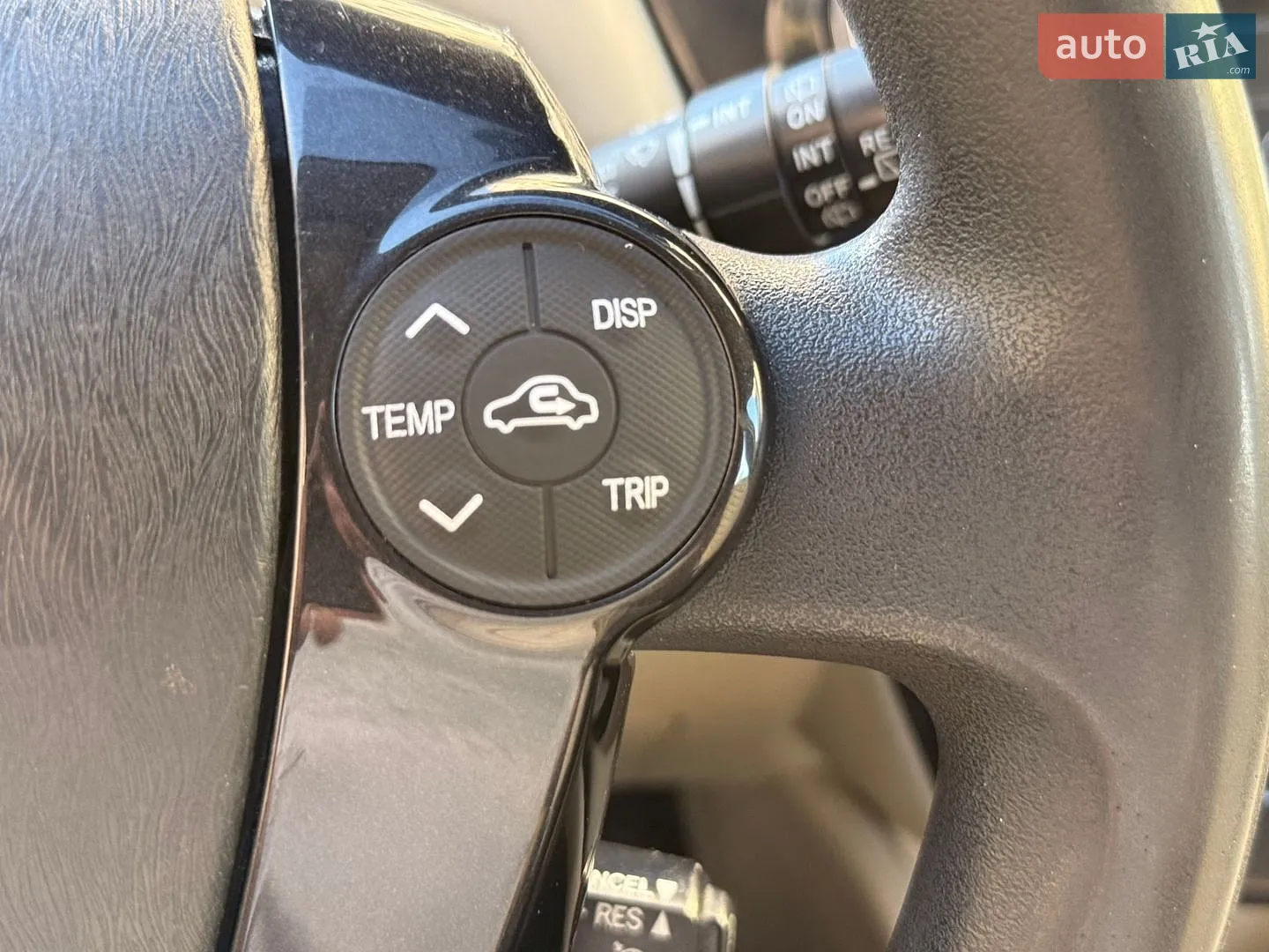 2013 Toyota Prius v (+) - мініатюра 49