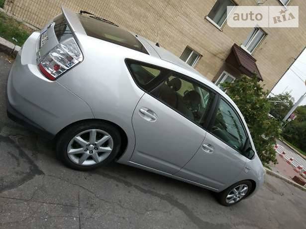 Седан Toyota Prius 2006 в Виннице