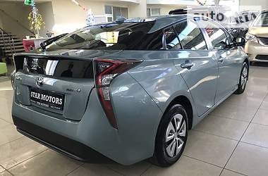 Седан Toyota Prius 2016 в Одессе