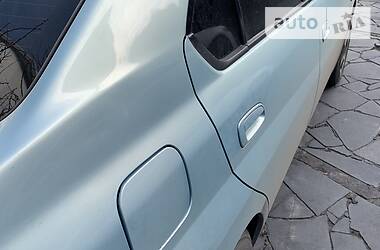 Седан Toyota Prius 2000 в 