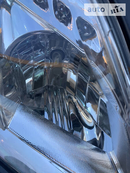 Хетчбек Toyota Prius 2015 в Харкові