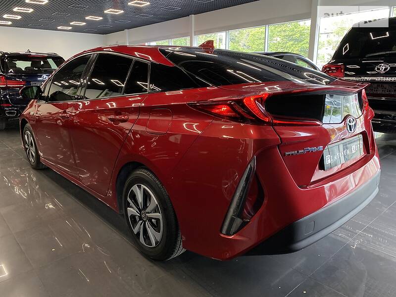 Хетчбек Toyota Prius 2017 в Одесі