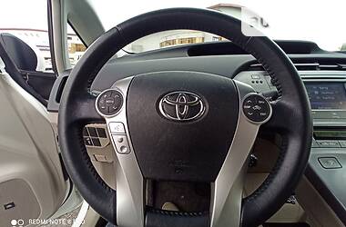 Хэтчбек Toyota Prius 2014 в Киеве