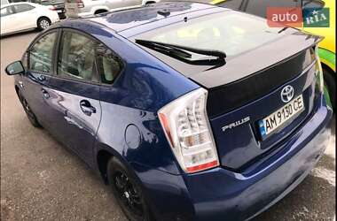 Седан Toyota Prius 2010 в Киеве