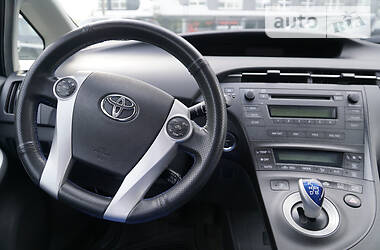 Хэтчбек Toyota Prius 2010 в Львове