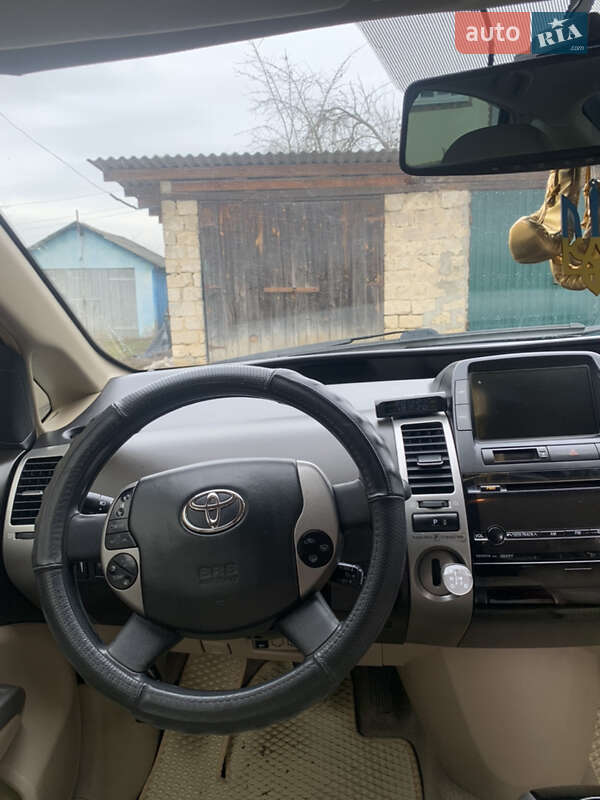Хетчбек Toyota Prius 2005 в Могилів-Подільському
