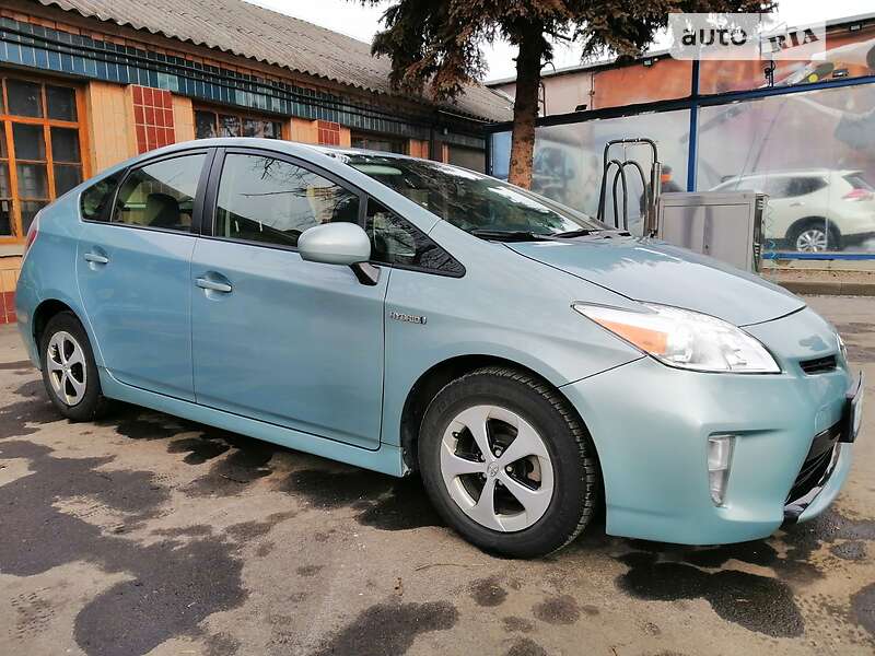 Хетчбек Toyota Prius 2013 в Харкові