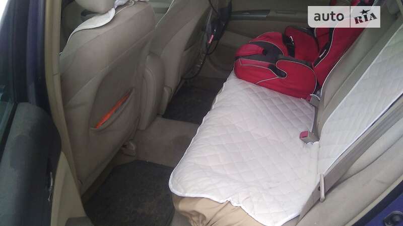 Хэтчбек Toyota Prius 2004 в Киеве