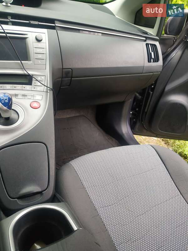Хэтчбек Toyota Prius 2014 в Стрые