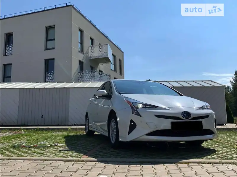 Toyota Prius 2018