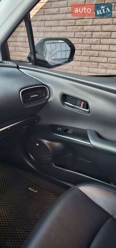 Хэтчбек Toyota Prius 2019 в Виннице