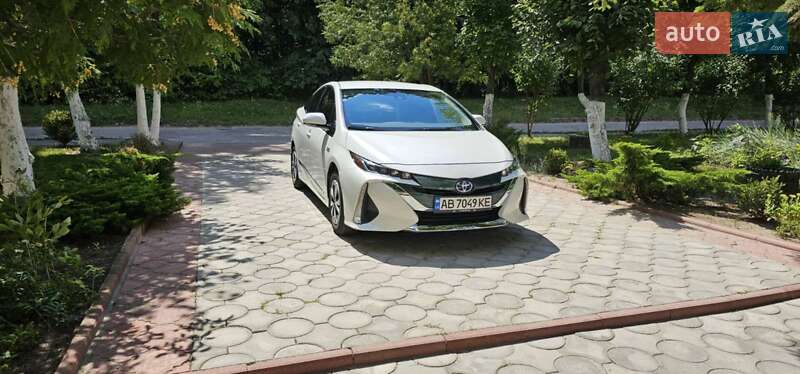 Хэтчбек Toyota Prius 2019 в Виннице