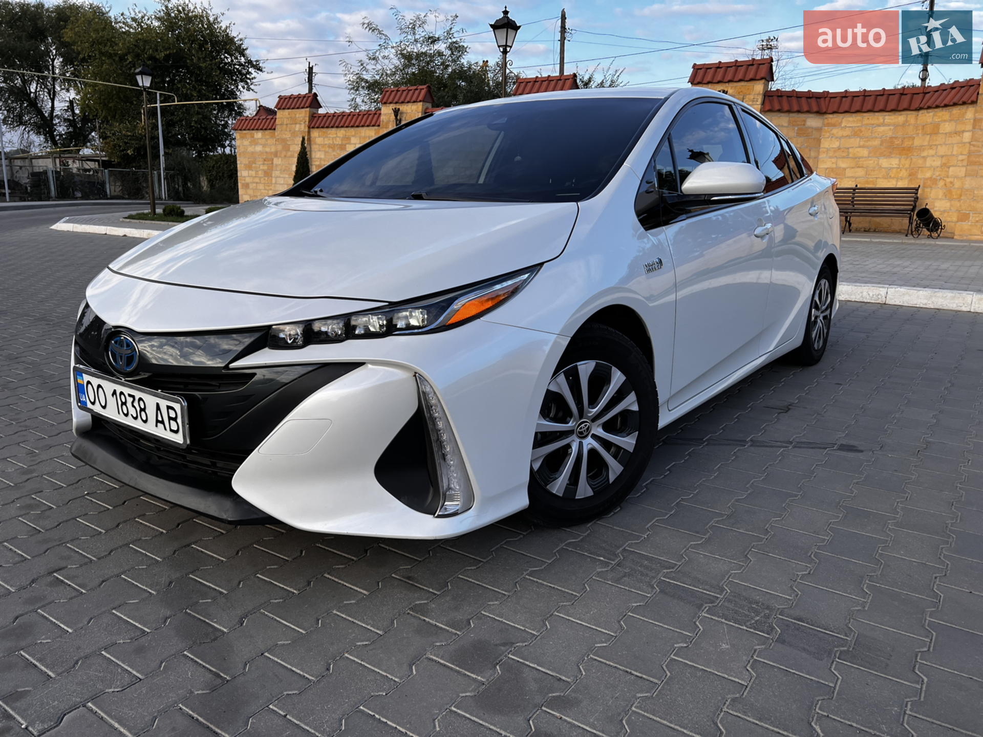 2019 Toyota Prius - мініатюра 3