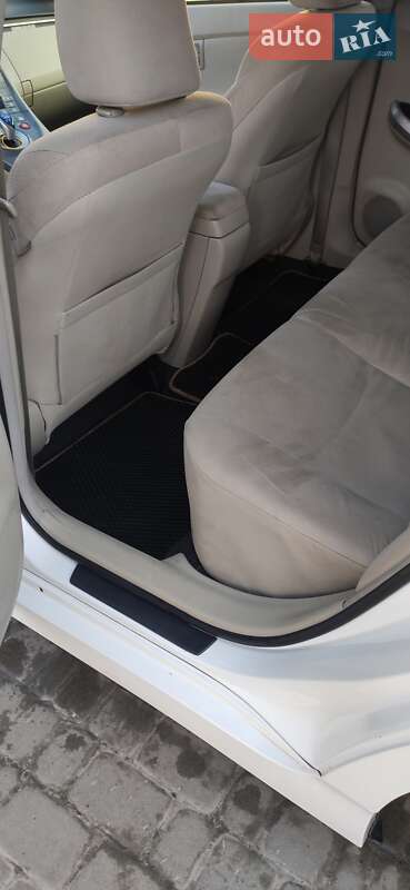 Хетчбек Toyota Prius 2012 в Ірпені