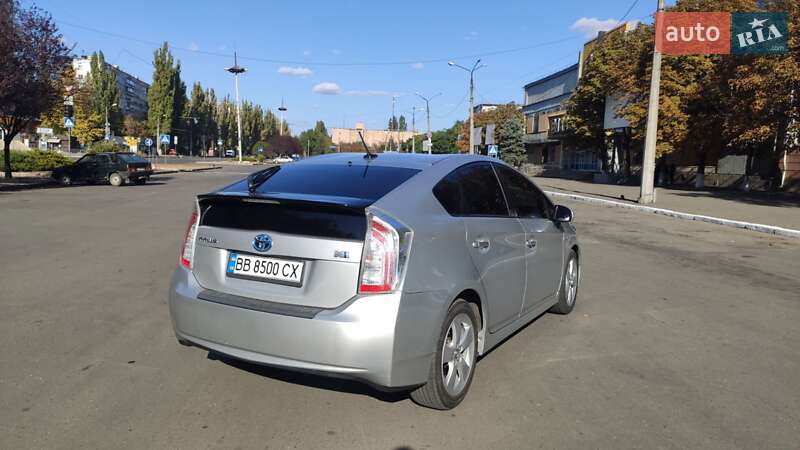 Хетчбек Toyota Prius 2013 в Миколаєві